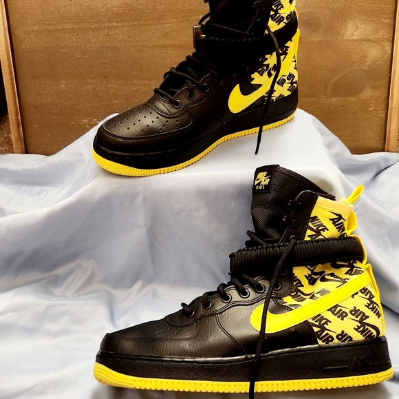 SF AF1 9.5 Mens - Picture 4 of 7